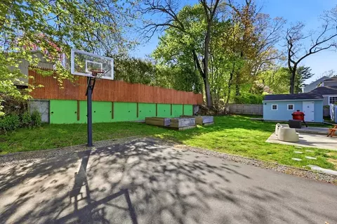 145 Chalmers St, Springfield, MA 01118 photo 34