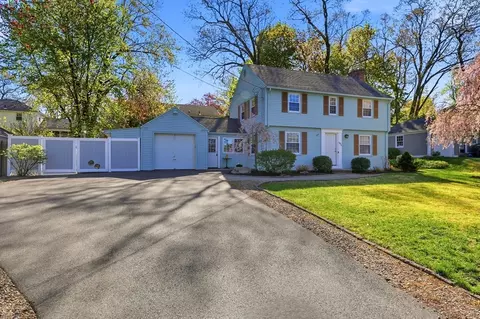 145 Chalmers St, Springfield, MA 01118 photo 39