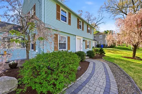 145 Chalmers St, Springfield, MA 01118 photo 38