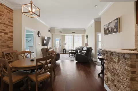 36 Village Rd #714, Middleton, MA 01949