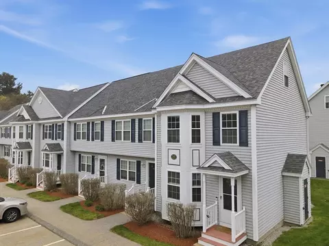 10 Merrimac Way #H, Tyngsborough, MA 01879