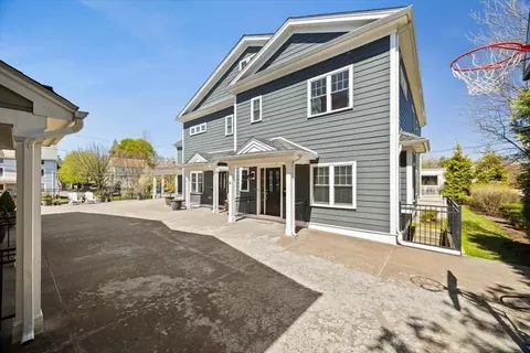 20 Dalby St #20, Newton, MA 02458