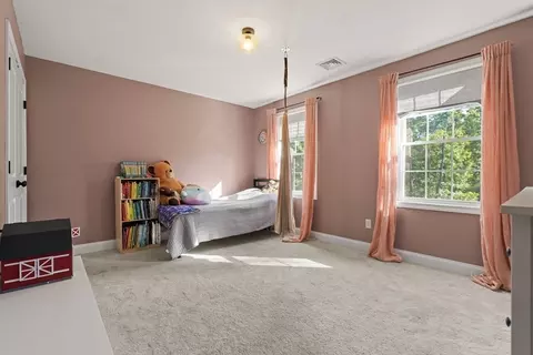 Bedroom - 17 Pond Edge Trl, Wareham, MA 02571 photo 1 of 9