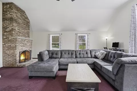 2 Tee Jay Ln, Blackstone, MA 01504 photo 7