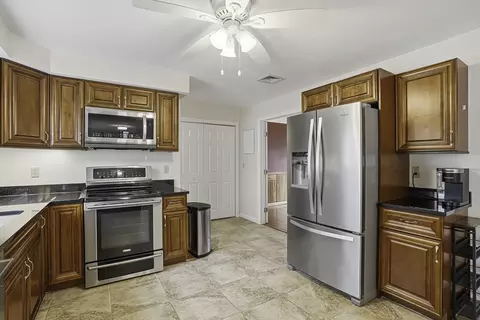 2 Tee Jay Ln, Blackstone, MA 01504 photo 14