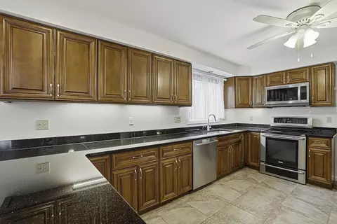 2 Tee Jay Ln, Blackstone, MA 01504 photo 13