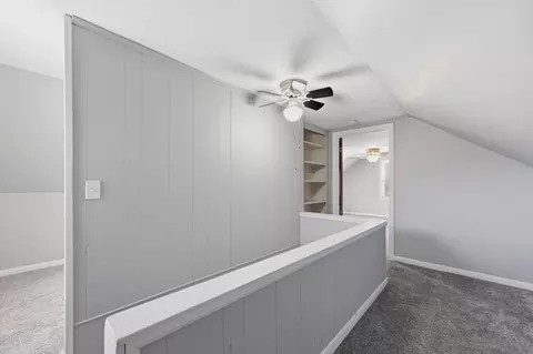 Entry Way - 33 Maple Ter, West Springfield, MA 01089 photo 5 of 6