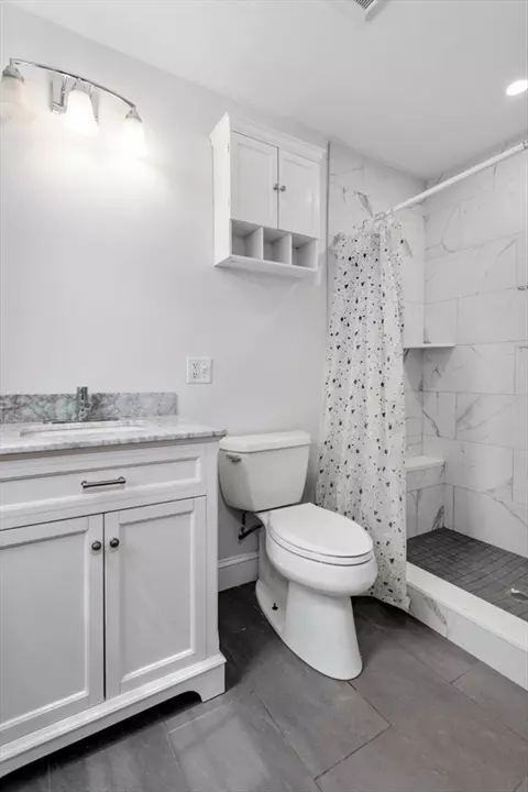 Bath - 856 Main St, Reading, MA 01867 photo 1 of 3