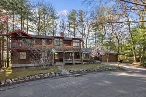 30 Volunteer Way, Lexington, MA 02420