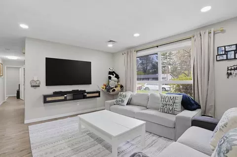 Other - 7 Edith Rd, Framingham, MA 01701 photo 4 of 8