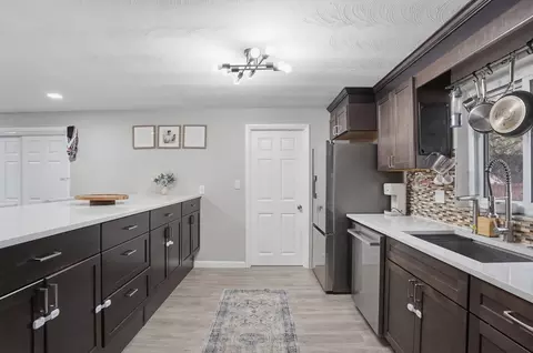 Kitchen - 7 Edith Rd, Framingham, MA 01701 photo 6 of 6