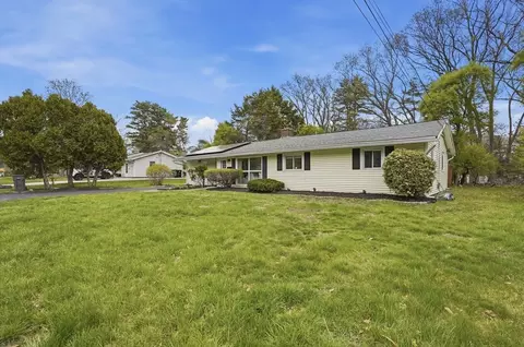 Exterior - 7 Edith Rd, Framingham, MA 01701 photo 2 of 5