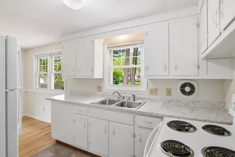 Kitchen - 33 Overhill Dr, Springfield, MA 01129 photo 1 of 3