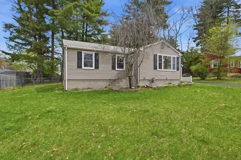 Exterior - 33 Overhill Dr, Springfield, MA 01129 photo 7 of 8