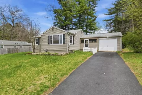 Exterior - 33 Overhill Dr, Springfield, MA 01129 photo 2 of 8