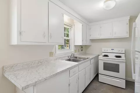 Kitchen - 33 Overhill Dr, Springfield, MA 01129 photo 3 of 3