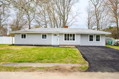 38 Marion St, Holbrook, MA 02343
