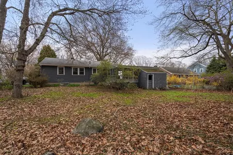 Exterior - 25 Spruce St, Milton, MA 02186 photo 5 of 5
