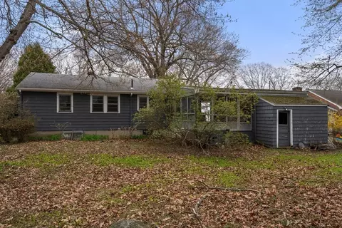 Exterior - 25 Spruce St, Milton, MA 02186 photo 3 of 5