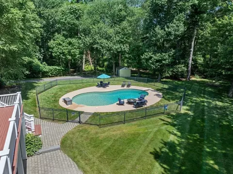 Exterior - 76 Clapp Rd, Scituate, MA 02066 photo 5 of 7