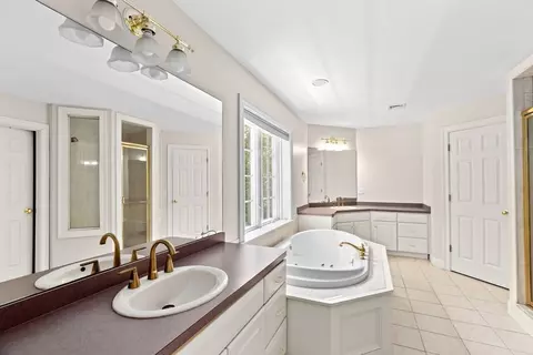Bath - 76 Clapp Rd, Scituate, MA 02066 photo 2 of 2