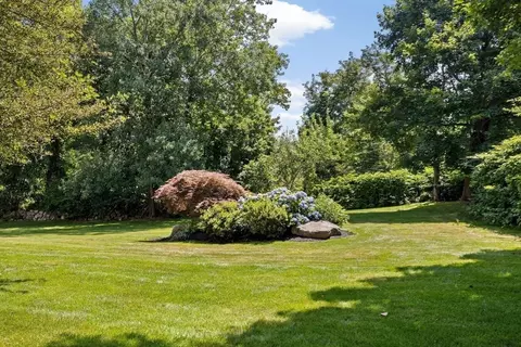Exterior - 76 Clapp Rd, Scituate, MA 02066 photo 3 of 7