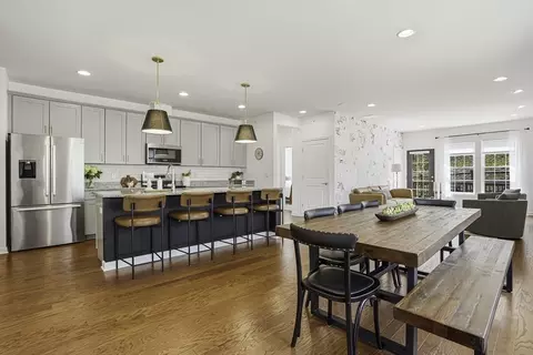 8 Jackson Dr #8, Upton, MA 01568