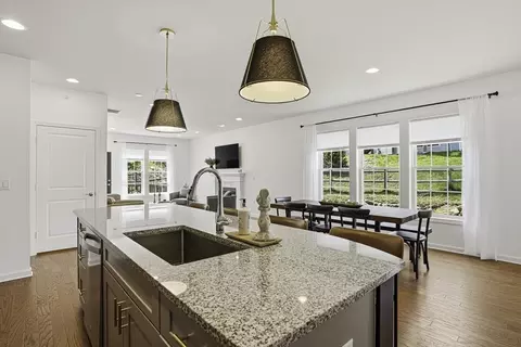 8 Jackson Dr #8, Upton, MA 01568 photo 6