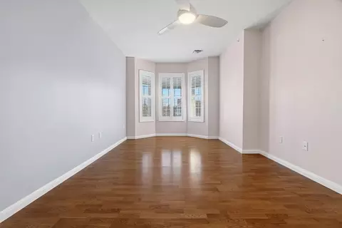 Living - 23 Augustus Ct #4003, Reading, MA 01867 photo 6 of 6