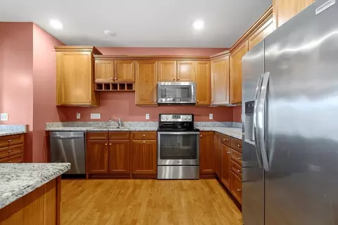 Kitchen - 23 Augustus Ct #4003, Reading, MA 01867 photo 2 of 5