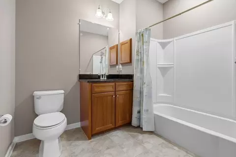 Bath - 23 Augustus Ct #4003, Reading, MA 01867 photo 5 of 5