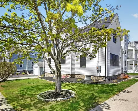 1078 Main St, Melrose, MA 02176