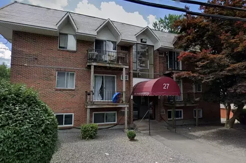 27 Gordon St #206, Framingham, MA 01702