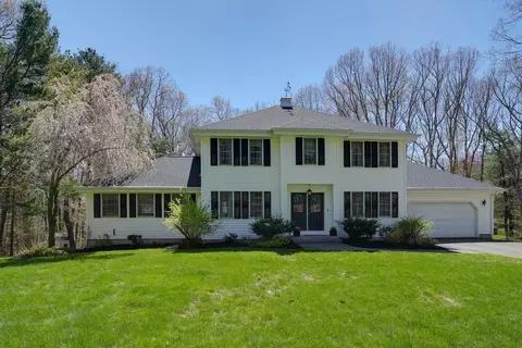 23 Twin Spring Dr, Boylston, MA 01505