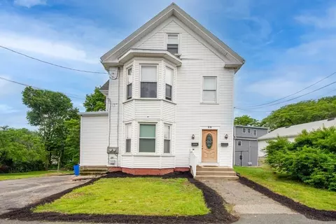 28 Washington St, Stoneham, MA 02180