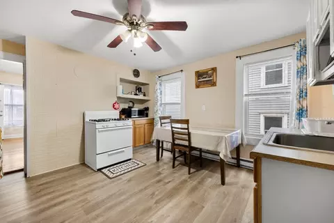 20 Mott St, Worcester, MA 01604 photo 5