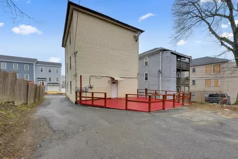 20 Mott St, Worcester, MA 01604 photo 24