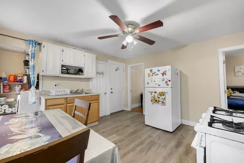 20 Mott St, Worcester, MA 01604 photo 14