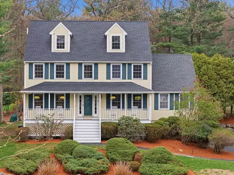 6 Kristyn Ln, North Reading, MA 01864