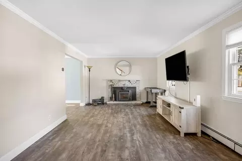 Living - 106 Grove St, Reading, MA 01867 photo 1 of 4