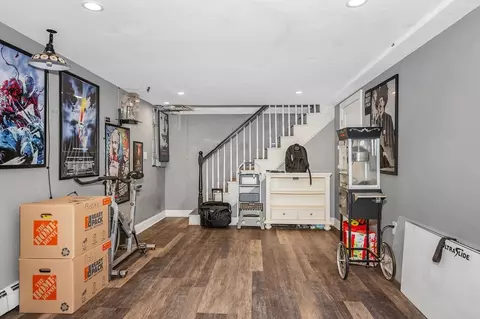 Entry Way - 106 Grove St, Reading, MA 01867 photo 3 of 3