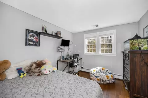 Bedroom - 106 Grove St, Reading, MA 01867 photo 1 of 7