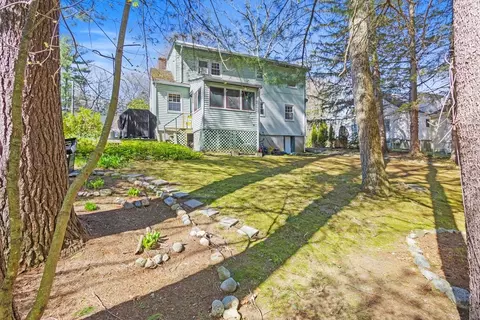 Exterior - 39 Hadley Rd, Framingham, MA 01701 photo 4 of 6