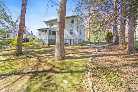 Exterior - 39 Hadley Rd, Framingham, MA 01701 photo 5 of 6