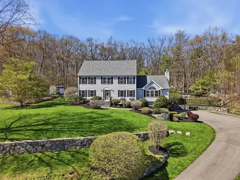 12 Riffles Ln, Hudson, MA 01749