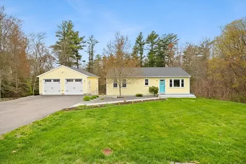 120 County St, Lakeville, MA 02347
