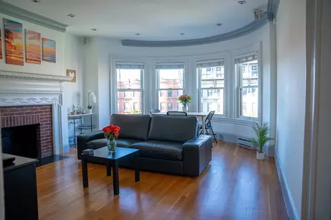 857 Beacon #41, Boston, MA 02215