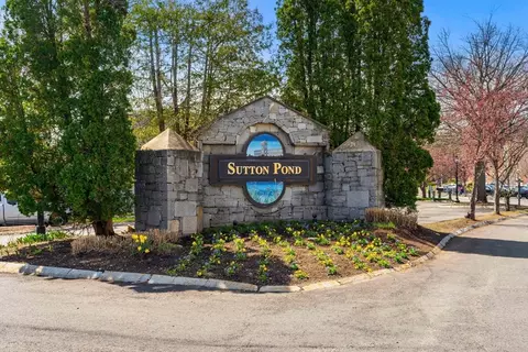 148 Main St #K325, North Andover, MA 01845