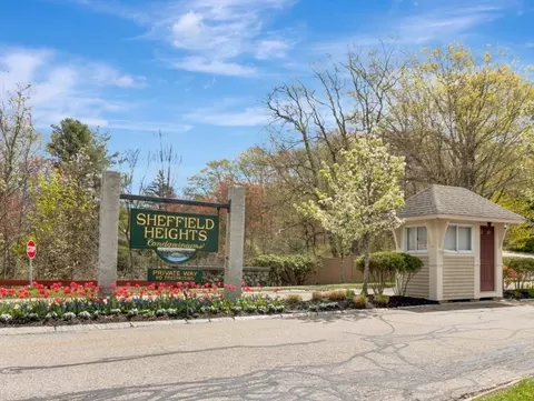 2102 Lewis O Gray Dr #2102, Saugus, MA 01906