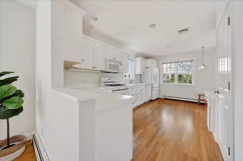 14 Whiting Ln #14, Hingham, MA 02043 photo 17